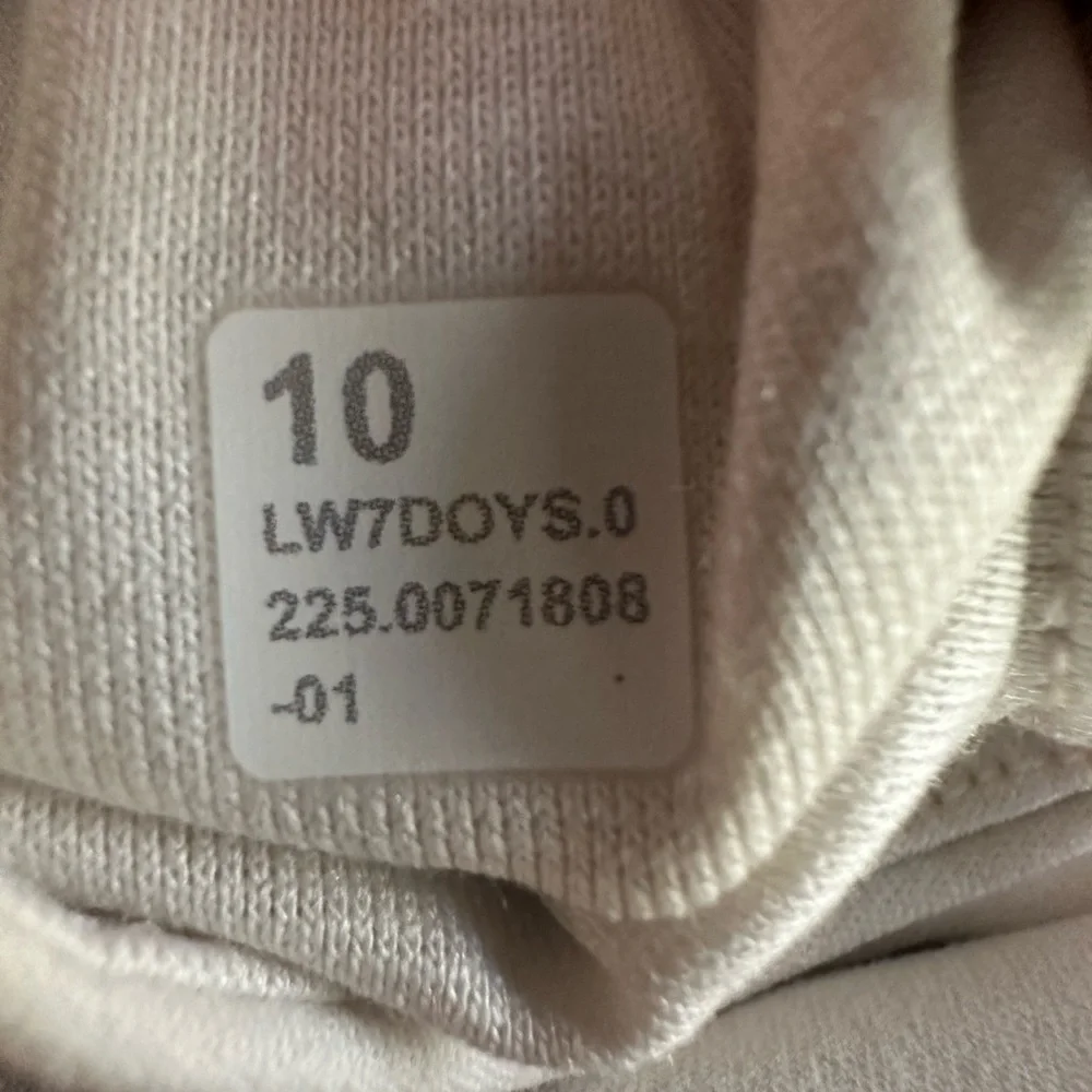 Lululemon🍋Align Side Stripe Light Ivory High-Rise Shorts 6” Size 10 NWT - Picture 2 of 9